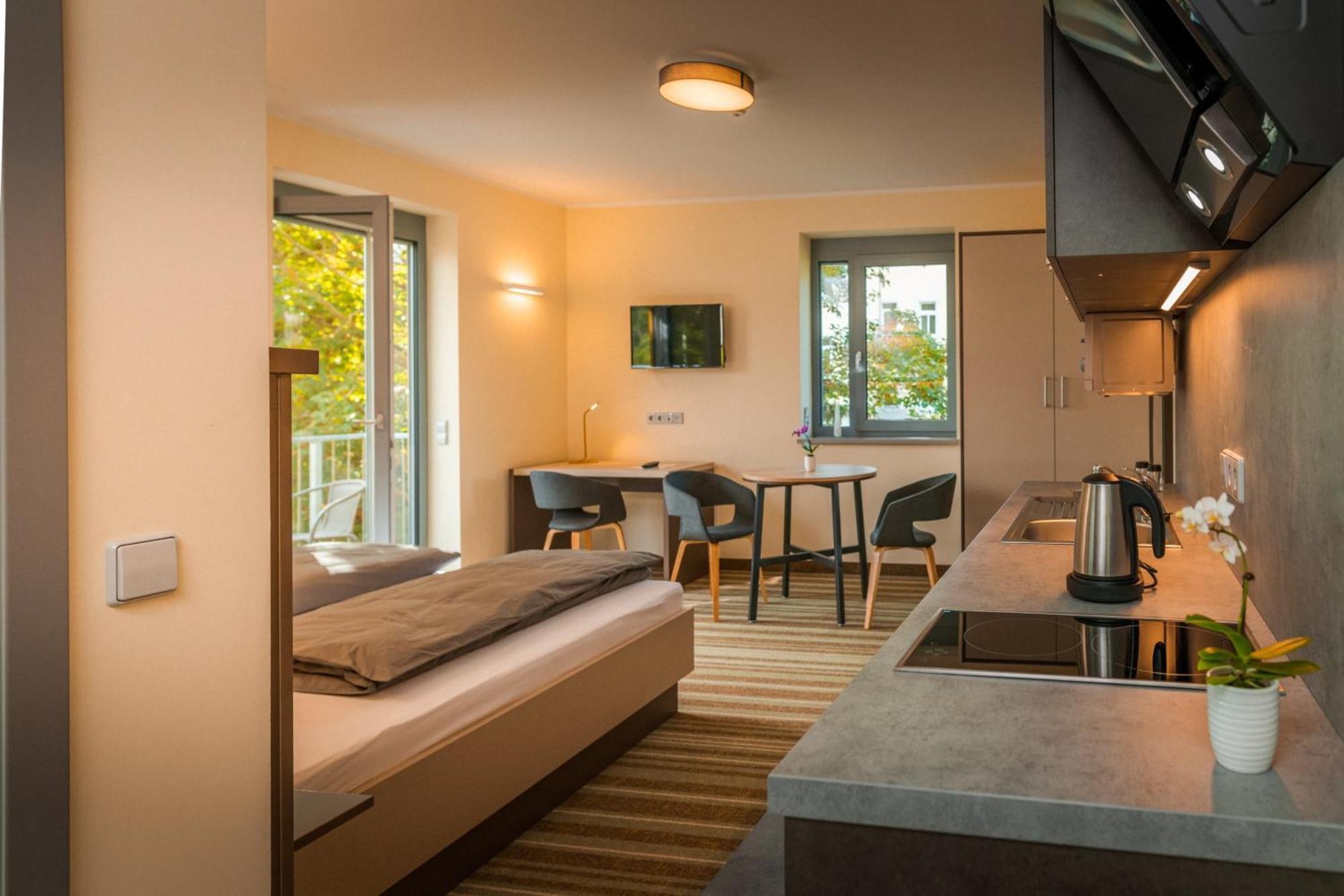 Elly Hostel Freiberg Ngoại thất bức ảnh